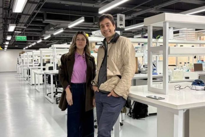 La apuesta de FQP por la ciencia chilena Nueva oficina en StartupLab.01 busca acelerar innovaciones en salud