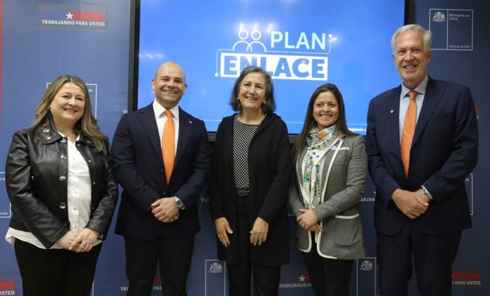 Los Héroes firma convenio con el Ministerio de Salud para contribuir a la disminución de las listas de espera No Ges