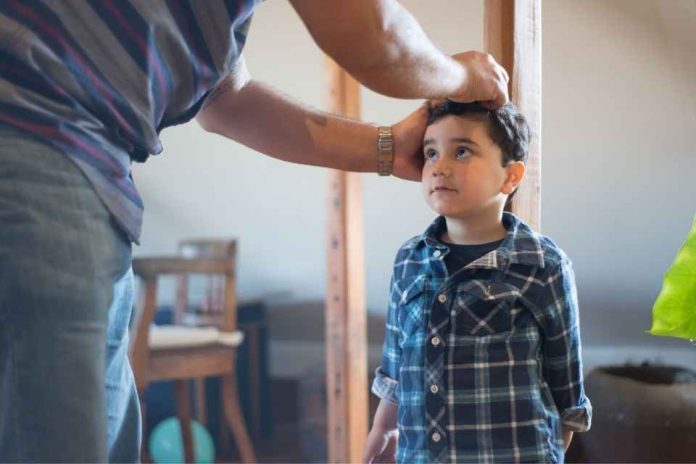 Más allá de la genética especialistas llaman a vigilar el crecimiento de los niños y reconocer señales de alerta Más allá de la genética: especialistas llaman a vigilar el crecimiento de los niños y reconocer señales de alerta