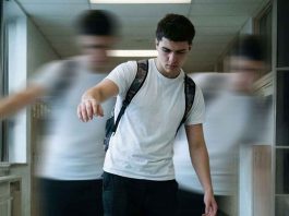 Reportaje | Cuando la pérdida de coordinación nos da pistas: cómo diagnosticar a tiempo la Ataxia de Friedreich Reportaje | Cuando la pérdida de coordinación nos da pistas: cómo diagnosticar a tiempo la Ataxia de Friedreich