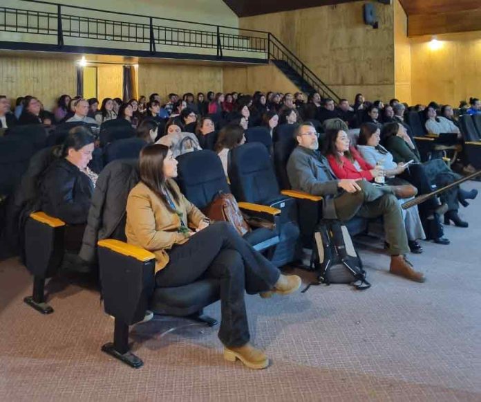 SALUD IMPULSA EN PUERTO NATALES JORNADAS DE CAPACITACIÓN PARA FORTALECER HERRAMIENTAS DE ATENCIÓN EN AUTISMO