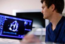 Enfoque asistido por IA ayuda a usuarios sin experiencia a captar imágenes de ultrasonido del corazón y a identificar la estenosis aórtica