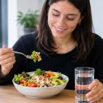 Hipertensión y alimentación: lo que ponemos en el plato también protege nuestro corazón Hipertensión y alimentación lo que ponemos en el plato también protege nuestro corazón