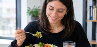 Hipertensión y alimentación: lo que ponemos en el plato también protege nuestro corazón Hipertensión y alimentación lo que ponemos en el plato también protege nuestro corazón