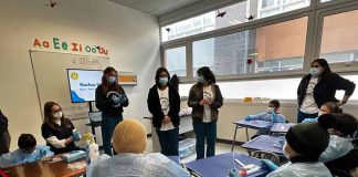 La ciencia llega hasta el aula hospitalaria del Exequiel González Cortés