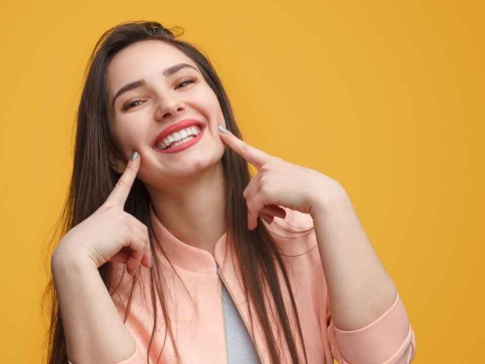 Más del 62% de los adultos en Chile ha perdido al menos un diente Especialistas abordan soluciones frente al avance del edentulismo Más del 62% de los adultos en Chile ha perdido al menos un diente: Especialistas abordan soluciones frente al avance del edentulismo