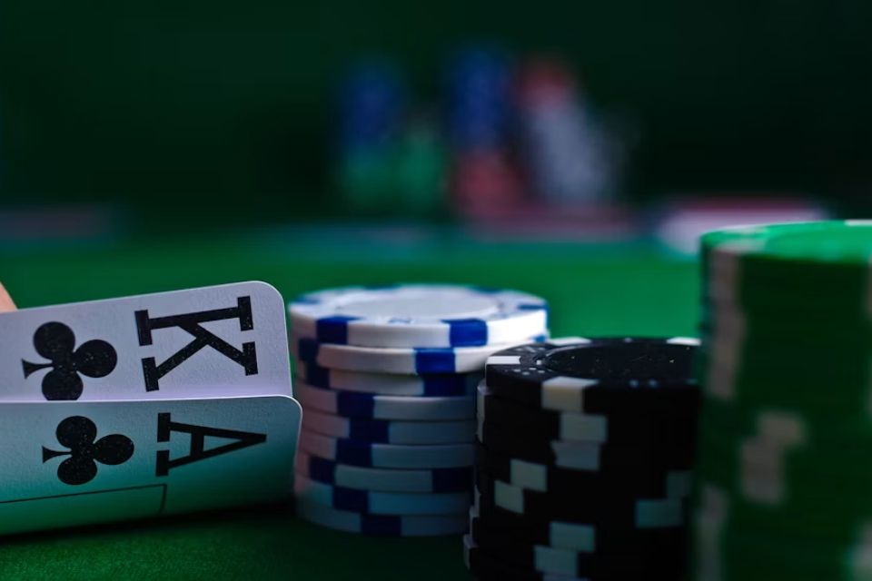 Qué es la fatiga mental y cómo recuperar la atención. Ejercitar el cerebro con deportes mentales poker