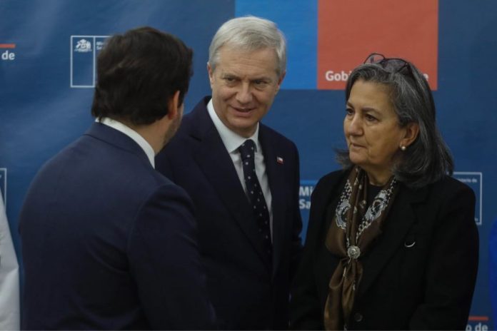 Salud aumentará su presupuesto en 4,7% para 2027: Ministra Chomali destaca foco en gestión, eficiencia y reducción de listas de espera Salud aumentará su presupuesto en 4,7% para 2027: Ministra Chomali destaca foco en gestión, eficiencia y reducción de listas de espera